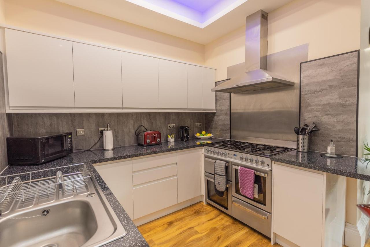 Appartement New 3-bedroom Close To Centre *