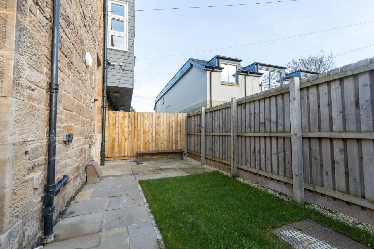 New 3-bedroom Close To Centre Appartement